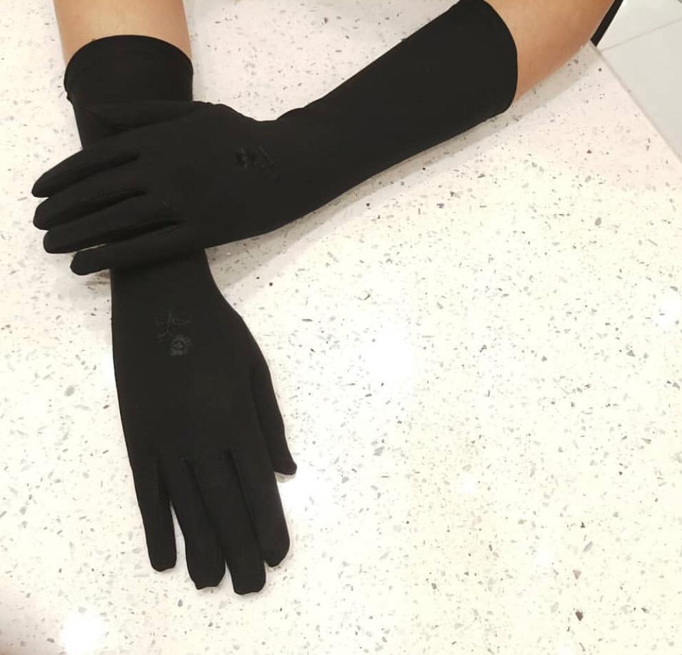 PARADISE ABAYA & SHEILA